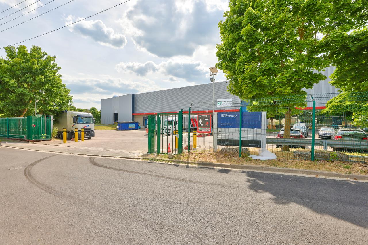 Entrepôt classe a Gargenville 8472m² Location entrepôt classe a Gargenville Yvelines OLLOG2423414 32